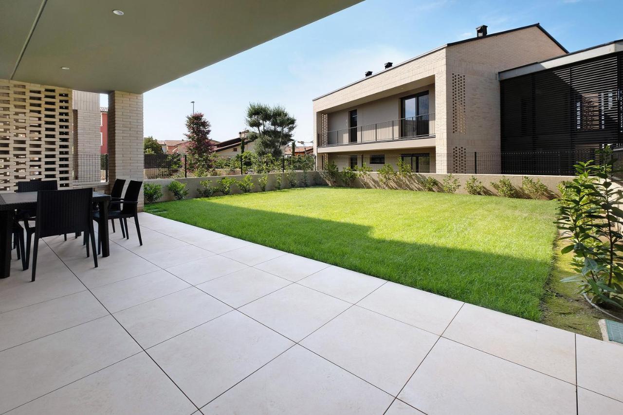 Garden Borgo Secolo Διαμέρισμα Πεσκιέρα ντελ Γκάρντα Εξωτερικό φωτογραφία